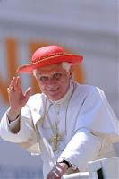 Fashion Vaticano: l'estetica del vestire tra mondanità e spiritualità - Eccelsa Vanità... Fashion Vaticano: l'estetica del vestire tra mondanità e spiritualità - Eccelsa Vanità...