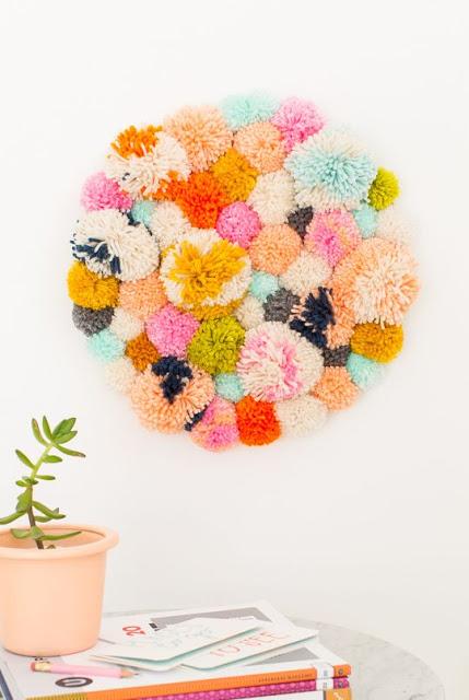 Idee per arredare con i pom pom Idee per arredare con i pom pom