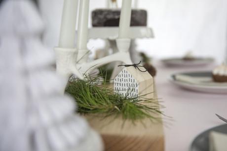 Tavola di Natale in stile scandinavo dettagli home decor