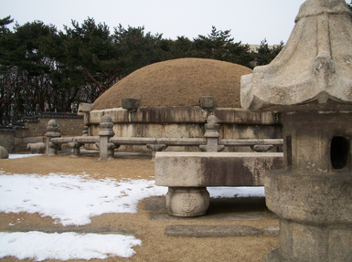 Tombe...coreane Tombe...coreane