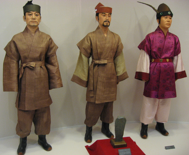 Tombe...coreane Tombe...coreane