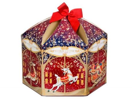 IDEE SOTTO L’ALBERO ….. YANKEE CHRISTMAS ….. giostra-yankee-candle-christmas-2015