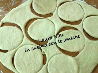 BOMBOLONI AL FORNO SENZA BURRO BIMBY di Laura Lau BOMBOLONI AL FORNO SENZA BURRO BIMBY di Laura Lau