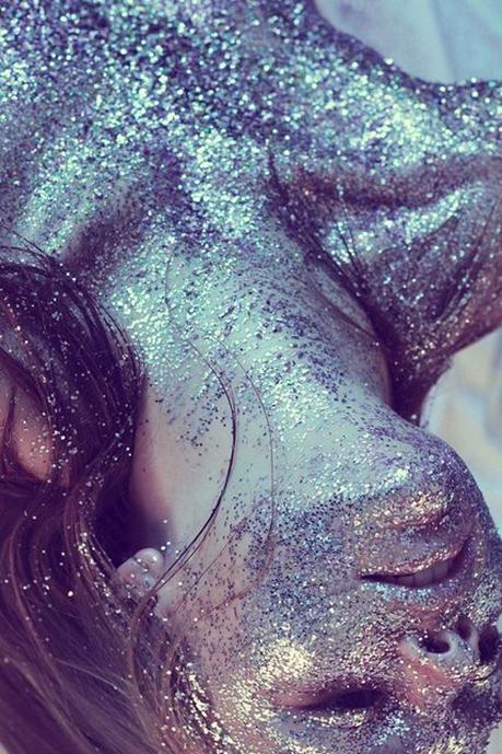 Inspirational post: all that glitter (o della pioggia di glitter)