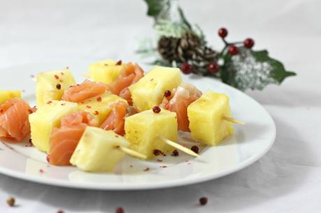 Spiedini di ananas e salmone