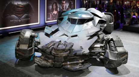 Batman vs Superman, la Batmobile sarà ibrida (Foto:Warner Bros)