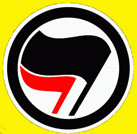 [Lips [Lipsia] Scontri per il corteo neonazista  Per far manifestare 150 militanti del partito neonazista e antisemita «Die Rechte», nella città tedesca di Lipsia la polizia è intervenuta con cariche, lacrimogeni e idranti contro le proteste antifascis...