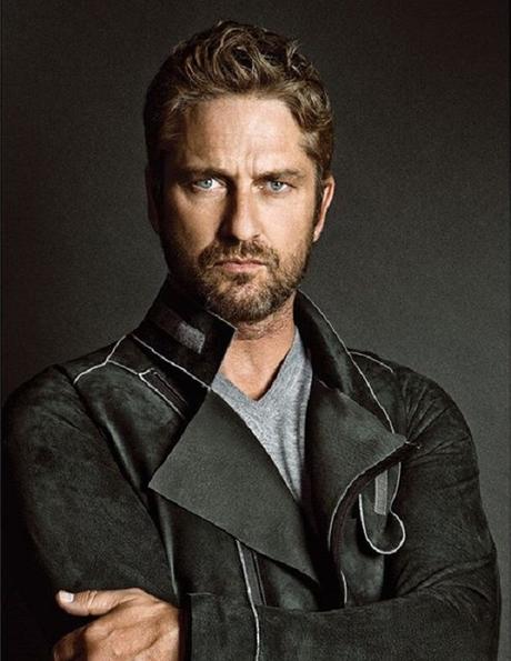 GERARD BUTLER ELEGANTISSIMO IN HUGO BOSS