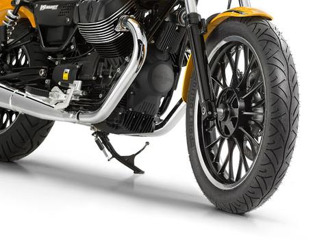 Moto Guzzi V9 Roamer 2016
