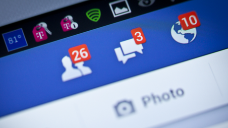 Vietare Facebook agli under 16? E tutti gli altri?