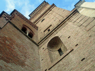 Monumenti che crollano: le chiese della diocesi di Fidenza Monumenti che crollano: le chiese della diocesi di Fidenza