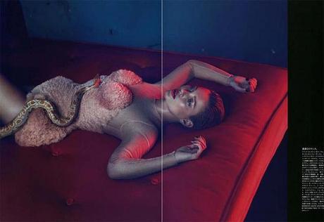 Kate Moss X Vogue Japan Maggio 2011 by Mert & Marcus kate-moss2
