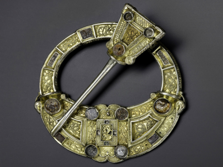 Hunterston brooch, Silver, gold and amber, Hunterston, south-west Scotland, AD 700–800. Photo © National Museums Scotland.