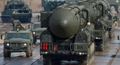 Allarme N.A.T.O.: missili russi Topol attivati