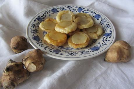 Salatini di sfoglia vegani ai topinambour caramellati