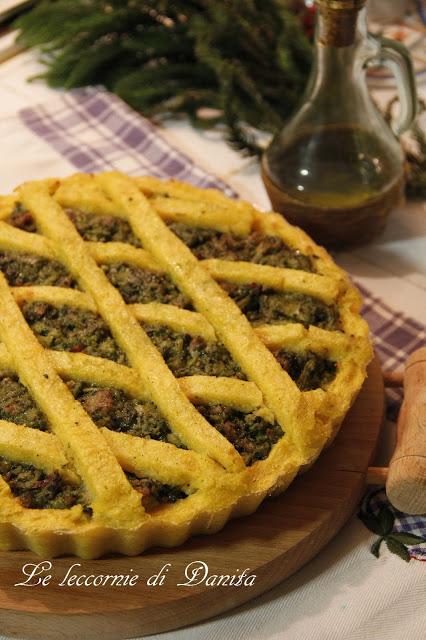 Crostata di polenta con broccoletti e salsiccia