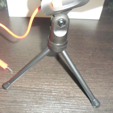 Tonor: Professionale Microfono a condensatore cardioide con supporto Mic Sound Studio Recording per PC Laptop Computer 253