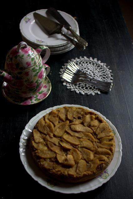 Torta di mele con avanzi di panettone