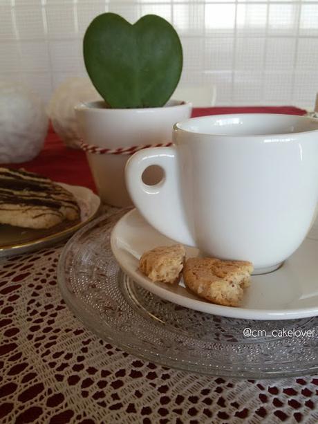 Buon Anno Nuovo, Buona Befana e gli Amaretti fatti in casa