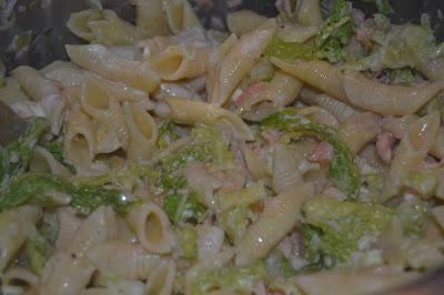 Garganelli con verza e salmone affumicato