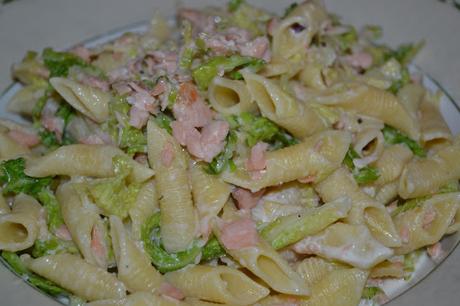 Garganelli con verza e salmone affumicato