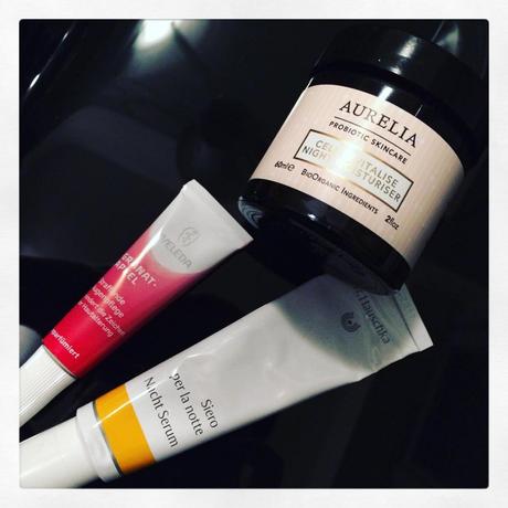 Siero notte Dr. Hauschka: trattamento viso privo di grassi Dr Hauschka siero notte e Aurelia