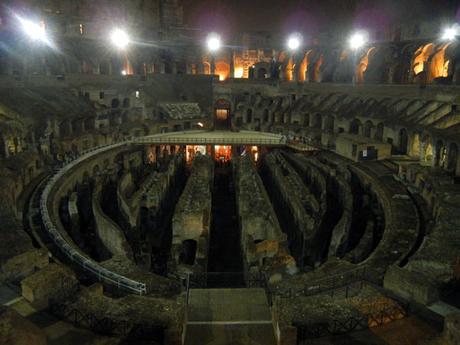 Colosseo_Roma_viaggiandovaldi