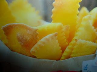 cracker allo zafferano cracker allo zafferano