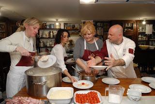 Metti il goniometro in cucina: avventure di straordinaria follia gastronomica con Marcello Valentino