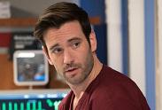 “Chicago Med”: Colin Donnell sul triste passato del Dr. Rhodes, il possibile ritorno in Arrow