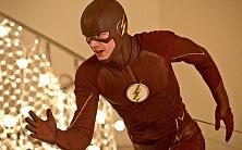 “The Flash 2”: anticipazioni su Earth-2, la caccia a Zoom, Wally West e altro