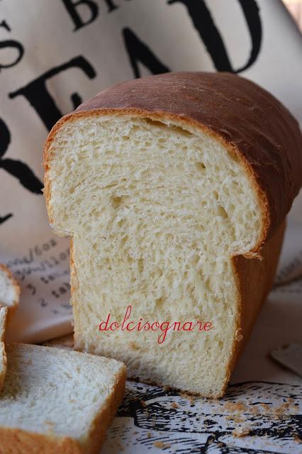 Pane pullman con yogurt