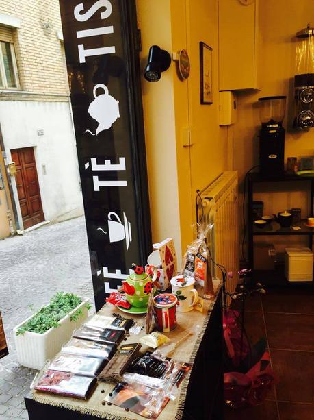 12584132_10208904137904826_665800388_n Caffè, tè, tisane: a Macerata un nuovo negozio per chi sceglie la qualità