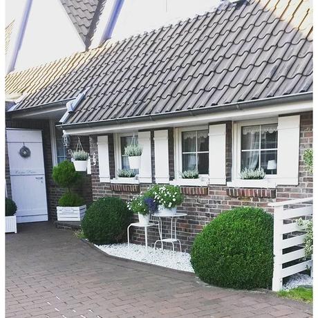 Total white per una bella casa in Germania Total white per una bella casa in Germania