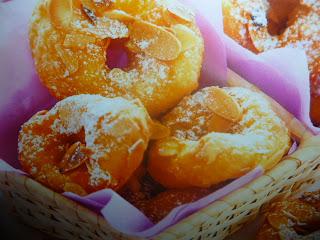 ciambelle fritte alle mandorle ciambelle fritte alle mandorle