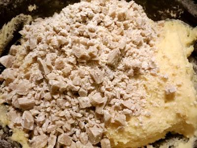 BISCOTTIAMO?? ECCO I BISCOTTI CON CIOCCOLATO ALLA LIQUIRIZIA E KUMKAT CANDITI BISCOTTIAMO?? ECCO I BISCOTTI CON CIOCCOLATO ALLA LIQUIRIZIA E KUMKAT CANDITI