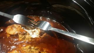 Pollo in salsa Barbecue nella pentola Slow Cooker....tenero e saporito una vera delizia!