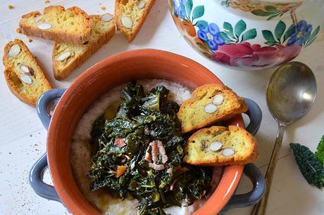 Racconti del terrore del mio primo showcooking e cucina toscana: zuppa di fagioli e cavolo nero con cantucci salati al formaggio