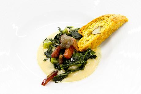 Racconti del terrore del mio primo showcooking e cucina toscana: zuppa di fagioli e cavolo nero con cantucci salati al formaggio