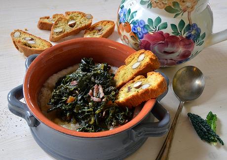 Racconti del terrore del mio primo showcooking e cucina toscana: zuppa di fagioli e cavolo nero con cantucci salati al formaggio