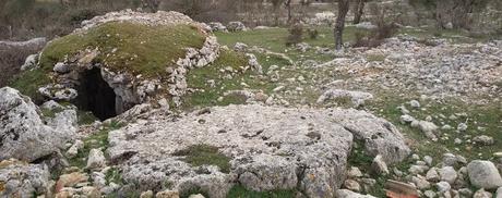 Il complesso della valle dei dolmen di Monte Sant'Angelo mostra nuovi elementi interessanti da approfondire