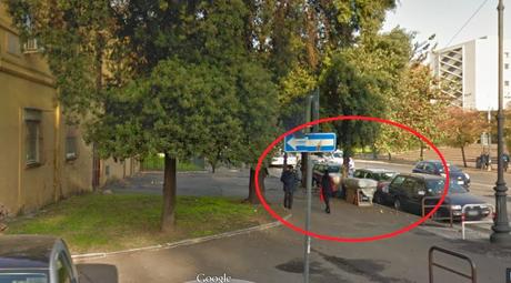 Le bancarelle di libri che avevamo denunciato 2 anni fa oggi finalmente sequestrate. Succede a Piramide Le bancarelle di libri che avevamo denunciato 2 anni fa oggi finalmente sequestrate. Succede a Piramide