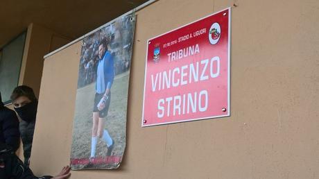 Video. La cerimonia della tribuna dedicata ad Enzo Strino Enzo Strino