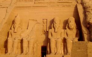 Abu_Simbel-Ramses_II