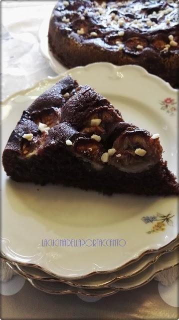 Torta senza lattosio al cioccolato, peperoncino e banane / Cake lactose-free with chocolate, chili peppers and bananas