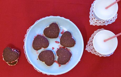 biscotti di San Valentino: CACAO, NOCCIOLE & CIOCCOLATO BIANCO