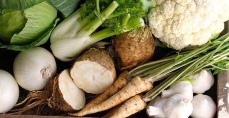 Gli ortaggi bianchi proteggono dal tumore allo stomaco Gli ortaggi bianchi proteggono dal tumore allo stomaco