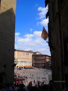 Rossella Papa ci racconta con le fotografie la sua visita a Siena