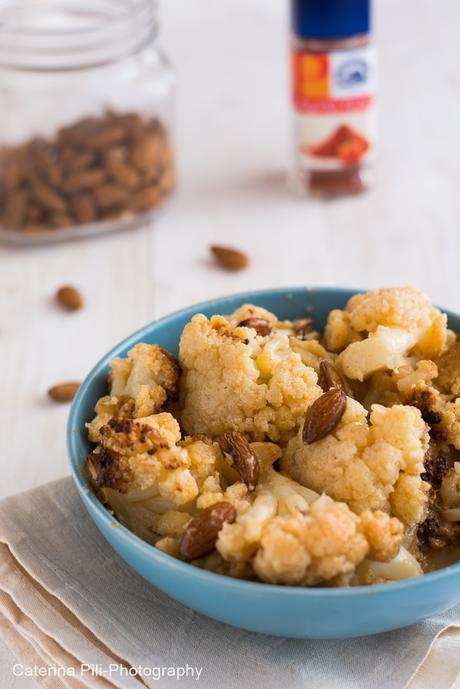 Cavolfiore al forno con mandorle e paprika piccante|ricetta vegana