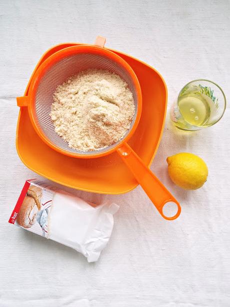 Biscotti alle mandorle e limone (con solo albumi e senza grassi)